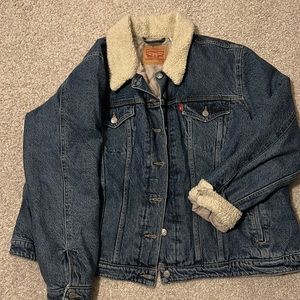 plus size Levi’s denim jacket
